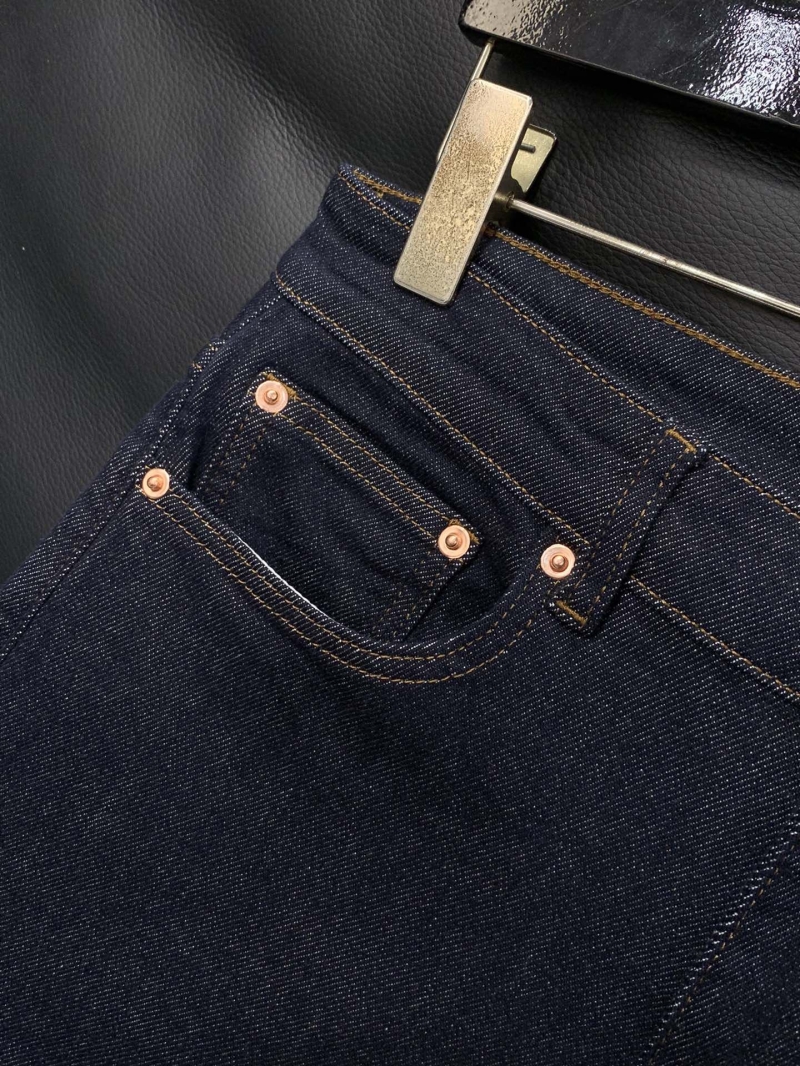 Gvc*1 jeans